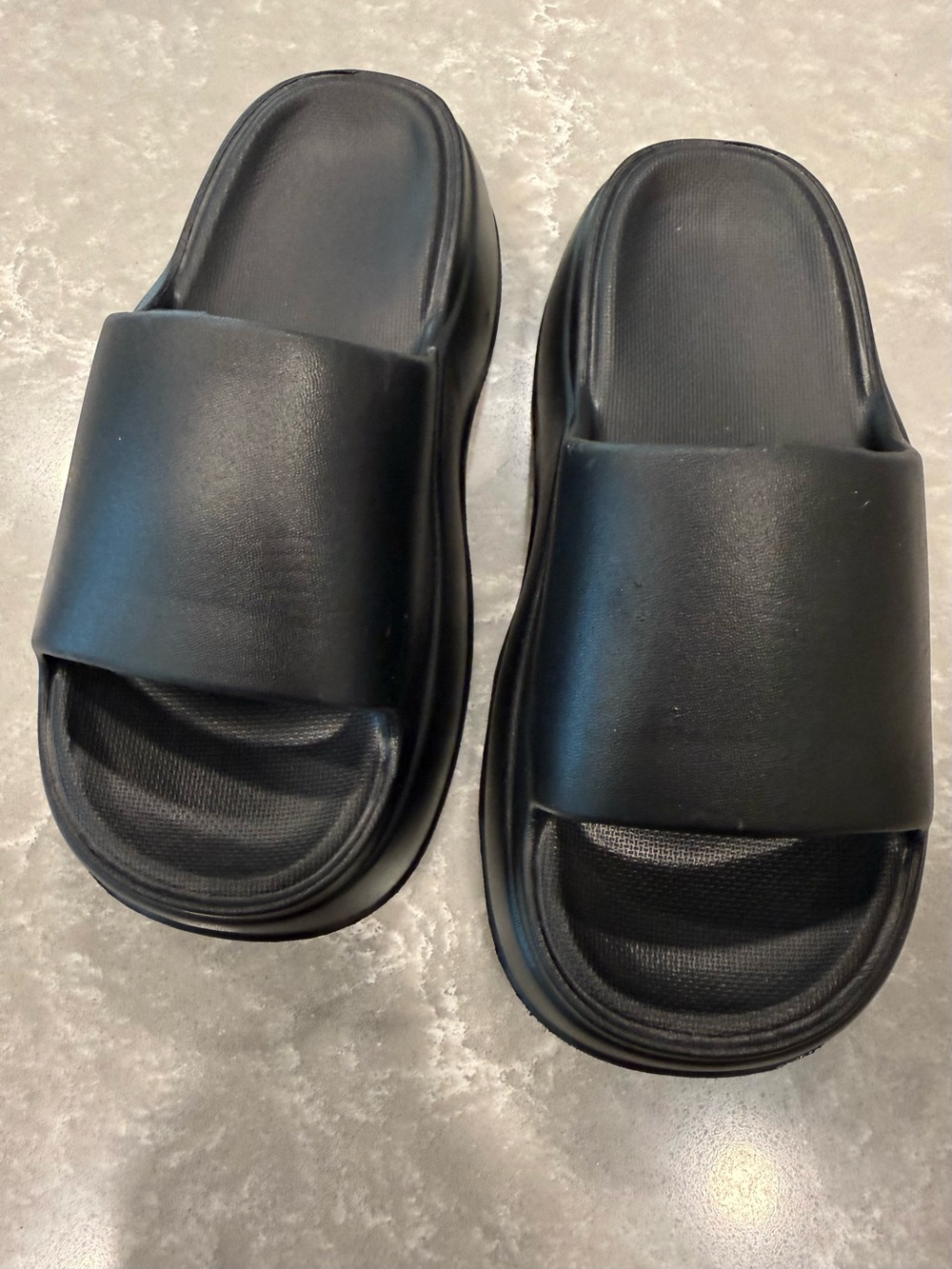 Black Platform Cloud Slide Sandals Women’s US 7 EU 38-39 Chunky Comfort Slides - Picture 5 of 7